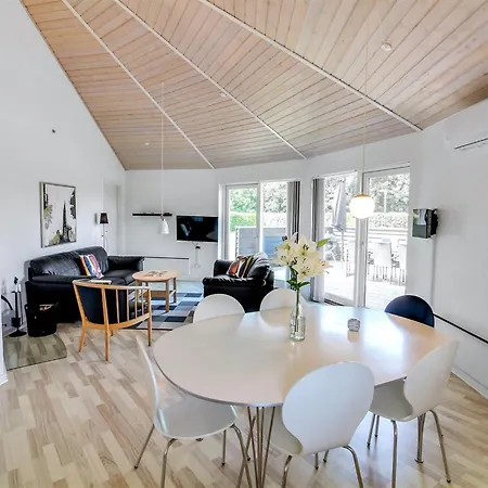 펜션 Jani - 25km From The Sea By Interhome *
